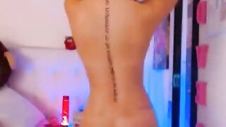 Amateur Blonde in Glasses Fingering Wet Pussy on Webcam
