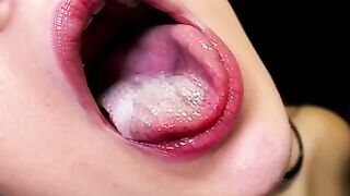 Delilah Dagger Deepthroats & Swallows 10 Cumshots Through Glory Hole