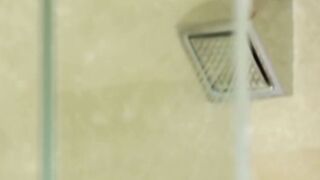 Cherie DeVille Soapy Nuru Massage & Titjob in Bathtub