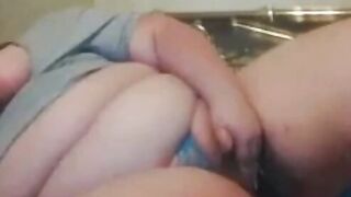Voluptuous BBW Wife Fingers Wet Pussy On Webcam