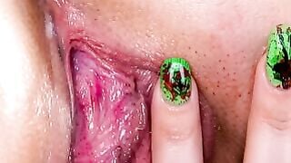 Luna Lovely Gangbanged & Creampie Filled By Three Big Cocks