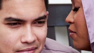 Oiled Stepsister Sucks Stepbrother's Cock on Live Stream for Sloppy Facial
