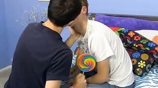 Hunter Starr wants to have workout with his hot bf Conner