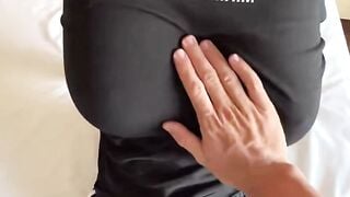 Wow, incredible huge bouncing breasts! Satisfy fill my cunt with cum!! 31