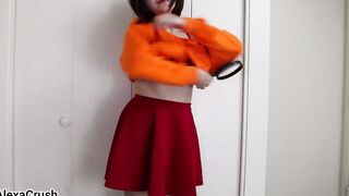 Velma GETS NAKED for Clues