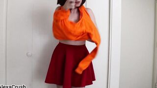 Velma GETS NAKED for Clues