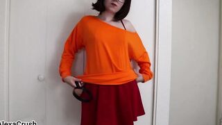 Velma GETS NAKED for Clues