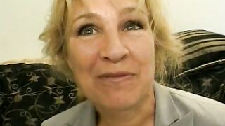 Salacious blonde milf likes to polish the knob while fucking