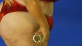 Older blonde BBW asked her neighbour vibrator her holes