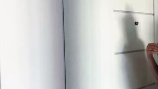 Seduced the courier with a juicy booty and cuckolded her hubby 125