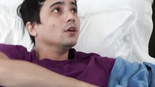 The mother saw her stepsons boner and couldn remain indifferent 19