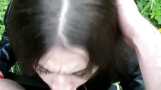 A Spoiled Russian Brat Gets Nailed by a Taxi Driver for Being Rude1 8