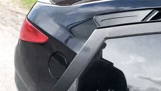A Spoiled Russian Brat Gets Nailed by a Taxi Driver for Being Rude1 8