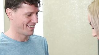 Stud learns new sex moves by fucking her girlfriends stepmom Crystal Rush