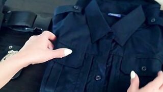 A BIG TITTED WOMAN INSIDE A POLICE UNIFORM ARRESTED A DUDE AND GET ​​INSIDE A MUCH five