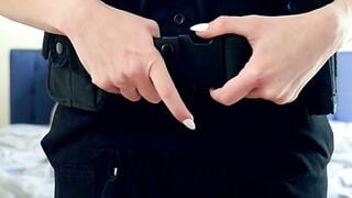 A BIG TITTED WOMAN INSIDE A POLICE UNIFORM ARRESTED A DUDE AND GET ​​INSIDE A MUCH five