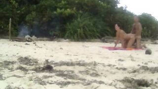 Beach Love Motion: Outdoor Amateur Fun