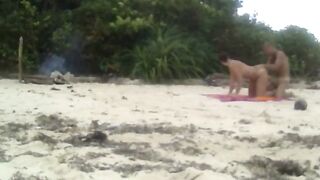 Beach Love Motion: Outdoor Amateur Fun