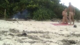 Beach Love Motion: Outdoor Amateur Fun