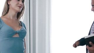 Jayne Calloway Sucks Draven Navarro's Hard Cock Before Bareback Ass Fuck