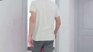 Stepmom Is So Noisy When Shes Masturbating - S14:E6