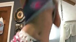 Big Ass Babe Twerks & Strips For Money On Webcam Close Up
