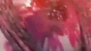蝋燭責めと鞭打ちされるお姉さん