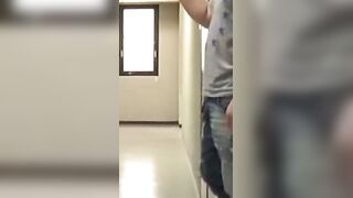 屋内バイブ調教で失禁