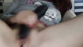 Amateur Webcam Girl Rides Vibrator To Solo Happy Ending