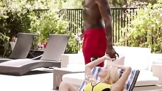 Natalia Starr Deepthroats Black Cock & Gets Doggy Style Rimming Poolside