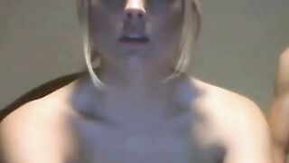 Amateur British Webcam Couple Gets Fucked On Bed