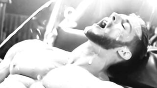 Muscle Wrestler Deepthroats Beefy Cock In Public Ring