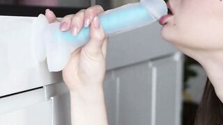 Blindfolded Babe Deepthroats Big Blue Dildo in Messy Solo Webcam Show