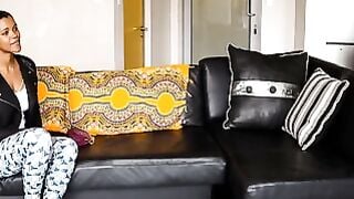 Cute Ebony Amateur Sucks Cock & Gets Face Cumshot