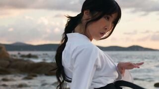 Emiri Momota Deepthroat Cumshot & Multiple Orgasms