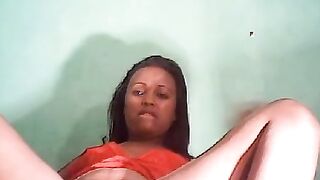 Ebony Amateur Sucks Cock And Fucks Hard In Private Bedroom