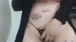 Tattooed Amateur Cam Girl Shows Off Huge Natural Tits & Pink Thong