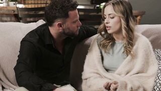 Anna Claire Clouds Deepthroats Seth Gamble Before Doggy Style Sofa Fuck