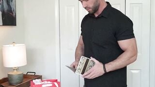 Leana Lovings Sucks Blindfolded Stepdad's Cock in Birthday Surprise