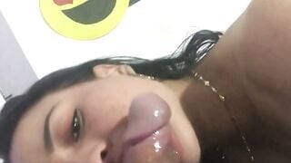 Latina Babe Sucks Big Cock Deepthroat Reality Porn