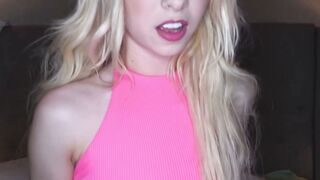 Kenzie Reeves Deepthroats Boss's Massive Cock After Caught With Boyfriend