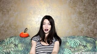 Happy Halloween with Hotkinkyjo, long triple penis vibrators