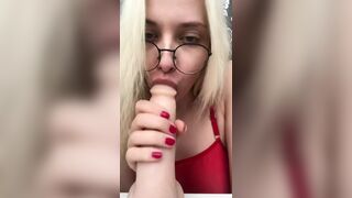 RISKY ORAL SEX INSIDE FRONT OF THE WINDOW