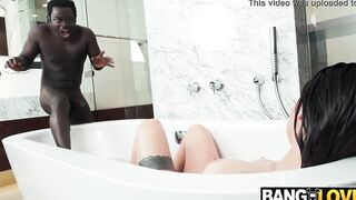 The Squirt Champ Martina Smeraldi Does Anal