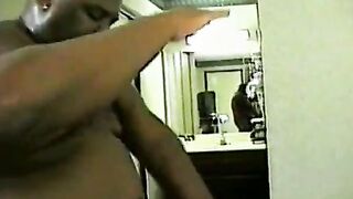Nubian tart doesn't mind fucking chunky african bro with short penis