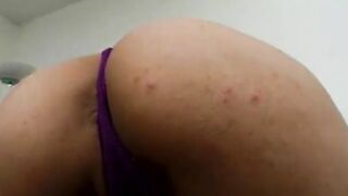 Lecherous Desi Women likes to feel long dong