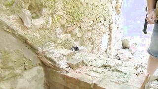 Schlampe Outdoors into der Burg gefickt