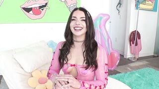 Maddie Wren Gets Her Ass Pounded By Huge Dick In True Anal Doggy Style