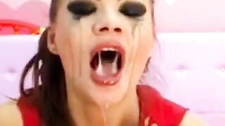 Amateur Webcam Girl Deepthroats Huge Sex Toy