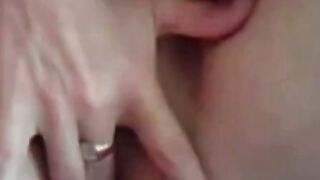 Amateur Webcam Girl Fingerfucks Her Wet Pussy In Polka Dot Top